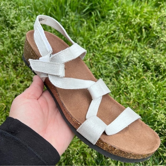 Sundance Italy Moon on the Water Cork Bottom Sandal White Shimmer Sz 10 Comfort - Picture 11 of 16